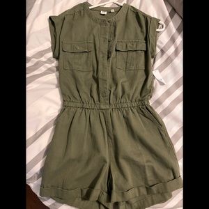New with Tag.  Gap girls romper sz L (10)